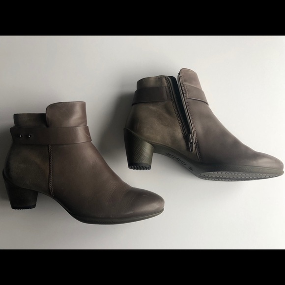 ecco booties